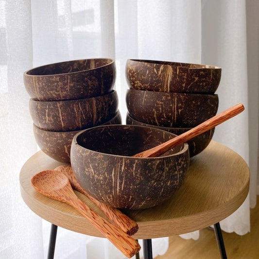 Bowl de coco con utensilios